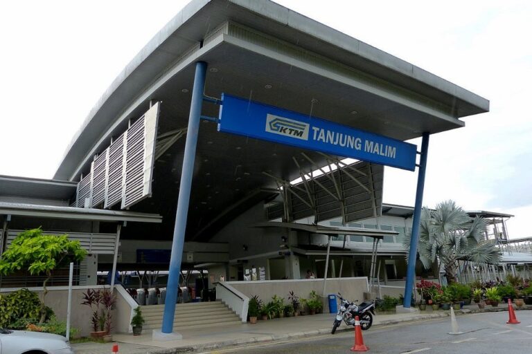 Tanjong Malim Station
