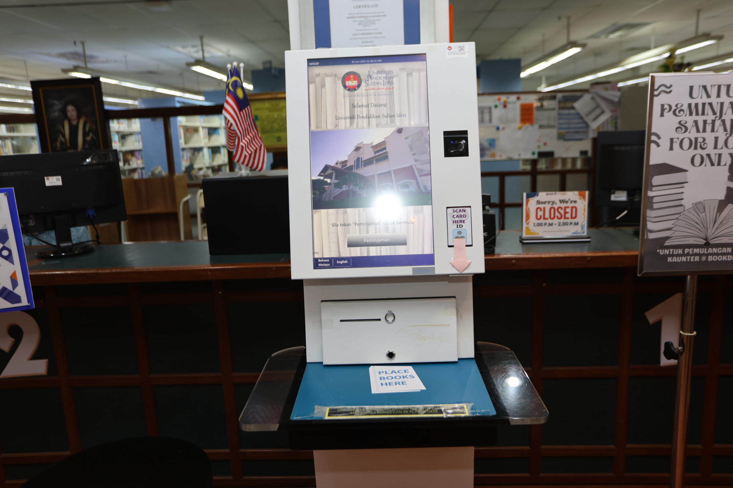 Self-Check Machine